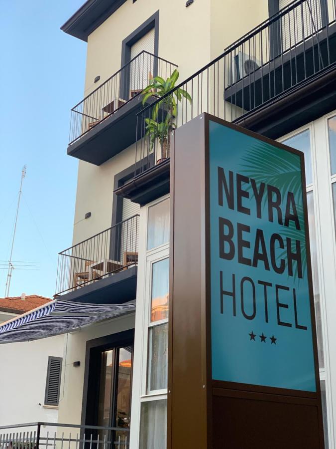 Hotel Neyra Beach Rimini Exteriör bild