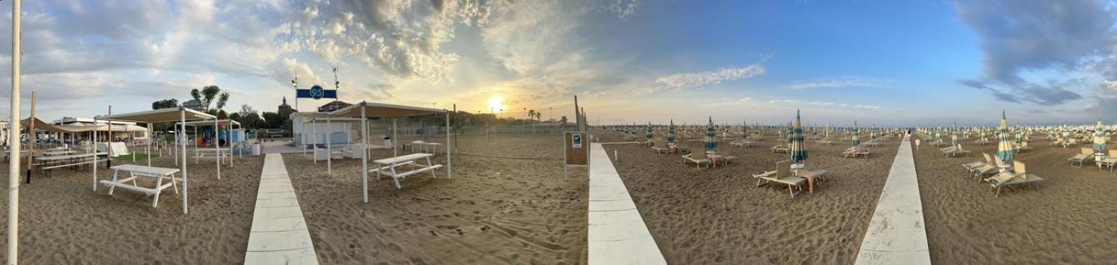 Hotel Neyra Beach Rimini Exteriör bild